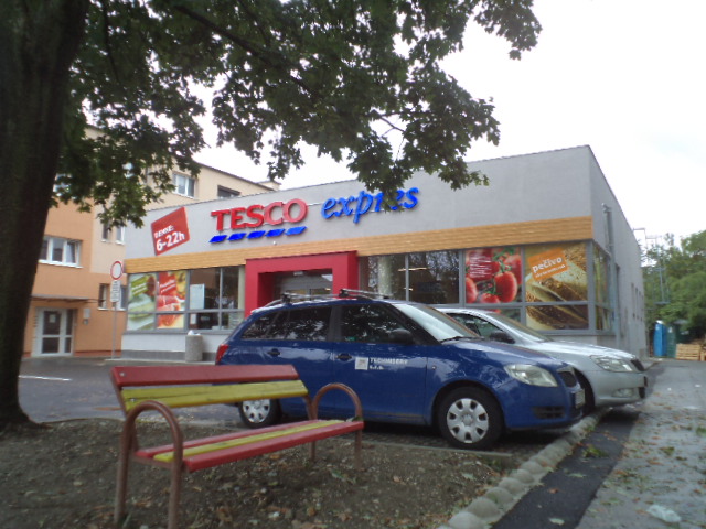 TESCO Express- Bratislava, Jeséniova