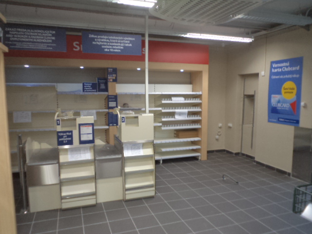 TESCO - Express in Záhorská Bystrica