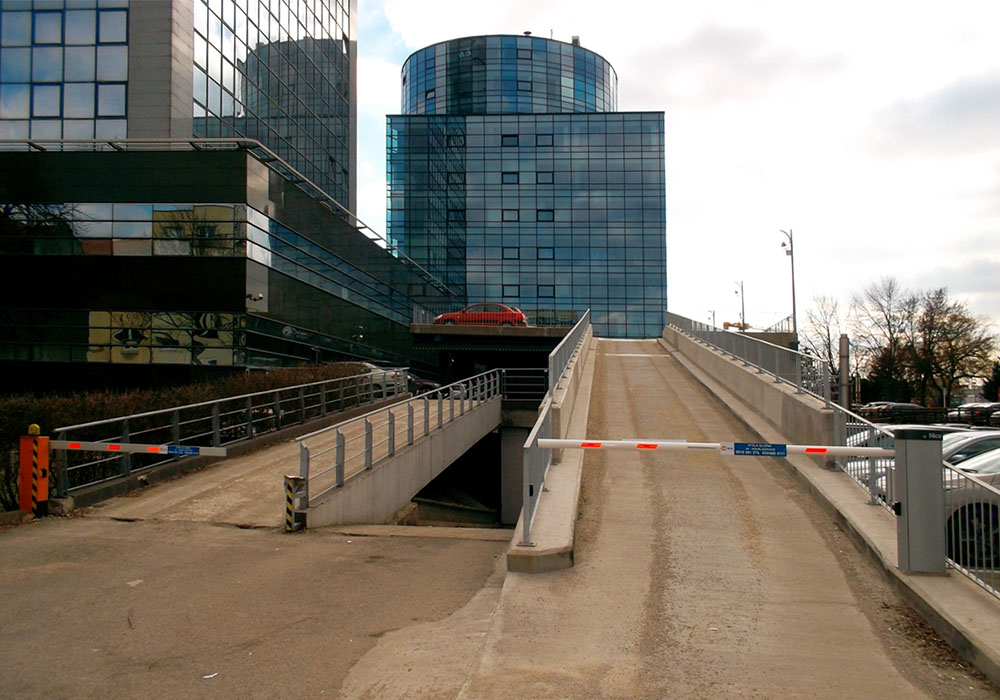 Dostavba západnej garáže Business Centrum Košice